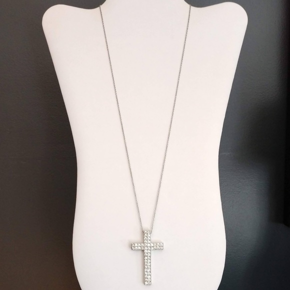 Jewelry - Cross necklace with faux diamonds